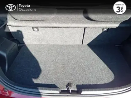 Photo 9 Toyota Yaris Gén. III Ph3 Design Y20 5