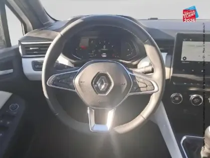 Photo 11 Renault Clio Gén. V (BJA) Ph1 NG Techno 5