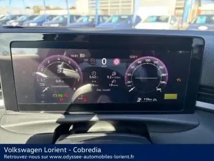 Photo 23 Volkswagen T-roc  1.5 eTSI 150ch R-Line DSG7