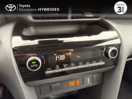 Photo 12 Toyota Yaris Gén. I Ph1 Dynamic 5