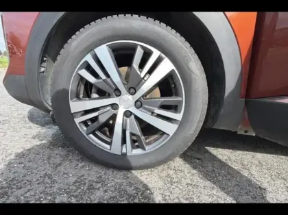 Photo 12 Peugeot 5008  1.5 BlueHDi 130ch S&S Allure EAT8