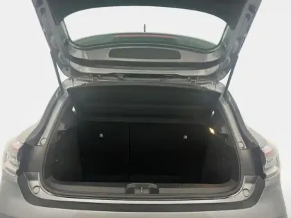 Photo 23 Renault Clio Gén. V (BJA) Ph2 Evolution 5