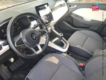 Photo 14 Renault Clio Gén. V (BJA) Ph1 NG Techno 5