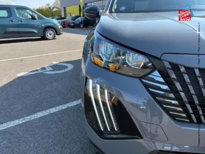 Photo 12 Peugeot 2008 Gén. II Ph2 Allure 5