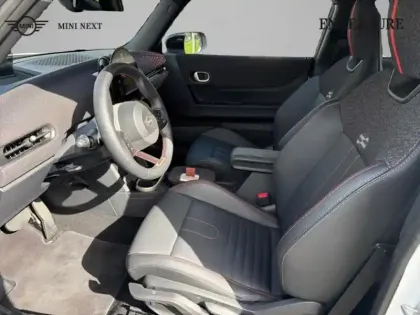 Photo 6 Mini Cooper Gén. IV (/F66/J01) Ph1 JCW 3