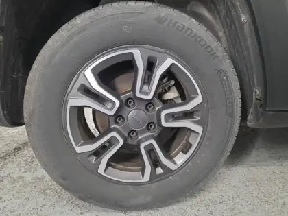 Photo 6 Jeep Renegade Gén. I Ph2 Quicksilver Win Ed 5