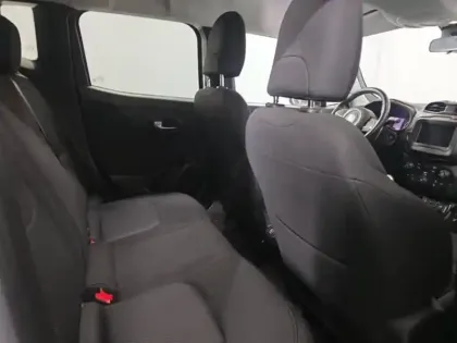 Photo 10 Jeep Renegade Gén. I Ph2 Quicksilver Win Ed 5