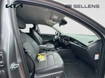 Photo 5 Kia Niro  1.6 GDi 141ch HEV Premium DCT6