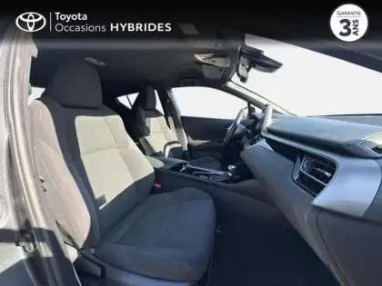Photo 20 Toyota C-HR  122h Edition 2WD E-CVT RC18