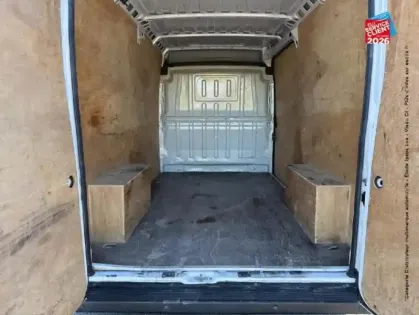 Photo 13 Peugeot Boxer  Fg 335 L2H2 2.2 BlueHDi S&S 120ch Asphalt