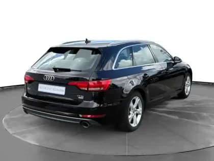 Photo 28 Audi A4  Avant 40 TFSI 190ch Design S tronic 7