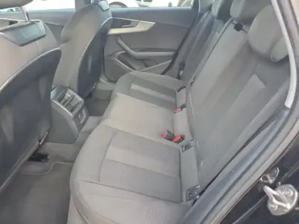 Photo 14 Audi A4 Gén. V (B9) Ph2 Design 5