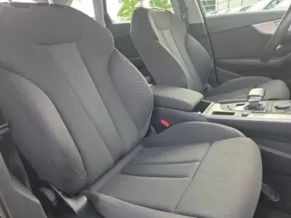 Photo 12 Audi A4 Gén. V (B9) Ph2 Design 5