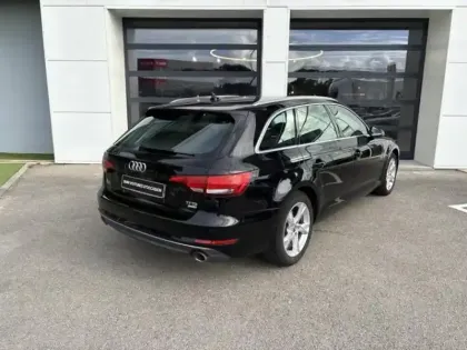 Photo 20 Audi A4  Avant 40 TFSI 190ch Design S tronic 7