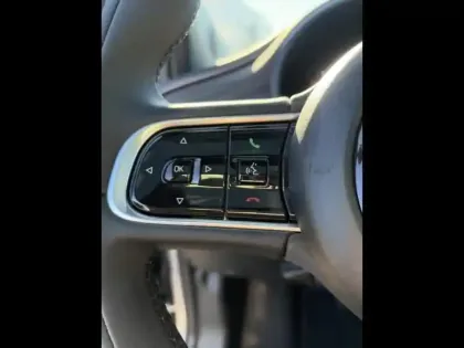 Photo 14 Fiat 500 Gén. II Ph1 MY25 Giorgio Armani C. Ed 3