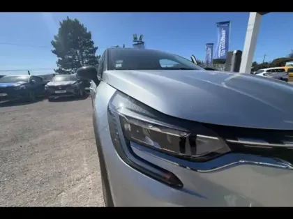 Photo 13 Renault Captur  1.6 E-Tech hybride 145ch Intens -21