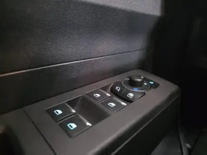 Photo 12 Ford Tourneo Courier Gén. II Ph1 Active 5