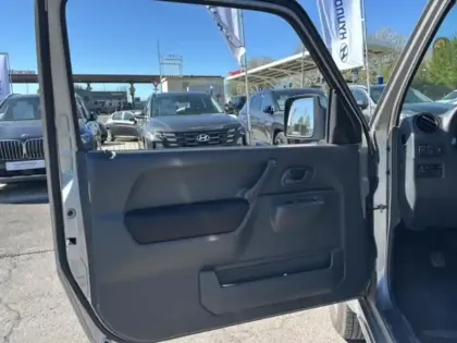 Photo 11 Suzuki Jimny Gén. I Ph4 JLX 3