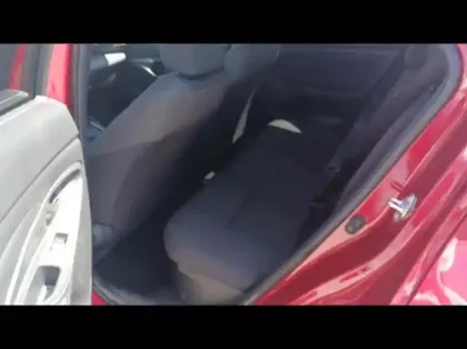 Photo 10 Toyota Yaris  Cross 130h Design PackCargo MC24