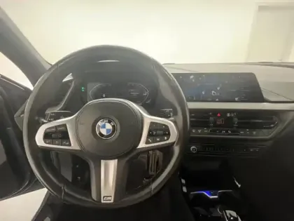 Photo 6 BMW Serie 1 Série 1 118iA 136ch M Sport DKG7