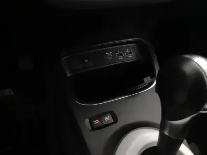 Photo 14 Renault Twingo Gén. III (C07) Ph2 Intens 5