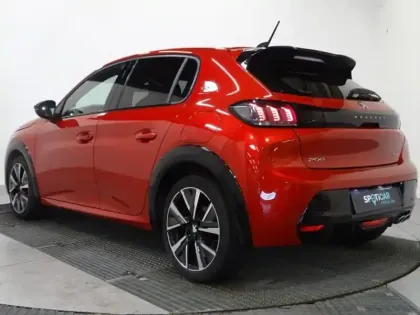 Photo 6 Peugeot 208 Gén. II Ph1 NG GT 5