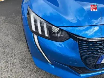 Photo 12 Peugeot 208 Gén. II Ph1 NG GT 5