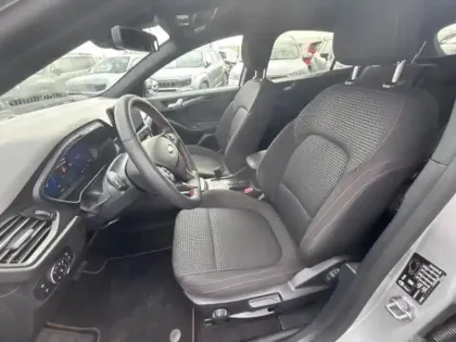 Photo 9 Ford Focus Gén. IV Ph2 ST-Line X 5