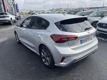 Photo 6 Ford Focus Gén. IV Ph2 ST-Line X 5