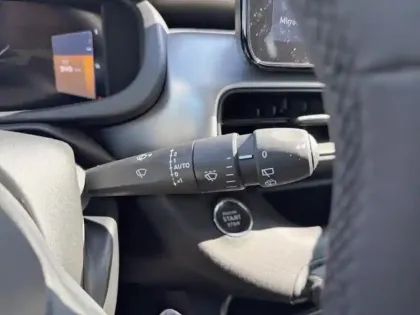 Photo 14 Jeep Avenger Gén. I Ph1 Summit 5