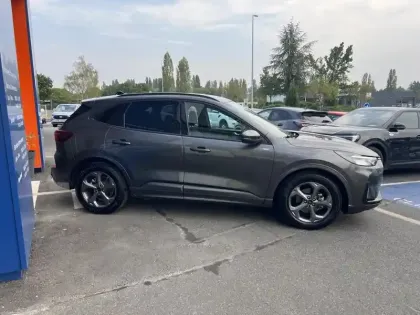 Photo 18 Ford Kuga  2.5 Duratec 180ch Hybrid FlexiFuel ST-Line Powershift