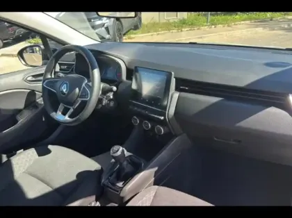 Photo 9 Renault Clio Gén. V (BJA) Ph1 NG Equilibre 5