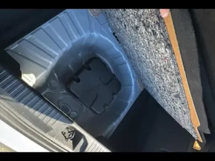 Photo 13 Renault Clio Gén. V (BJA) Ph1 NG Equilibre 5