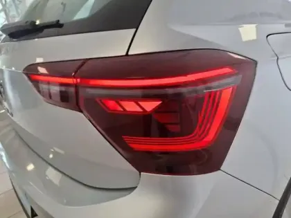 Photo 8 Volkswagen Polo Gén. VI Ph2 Style 5