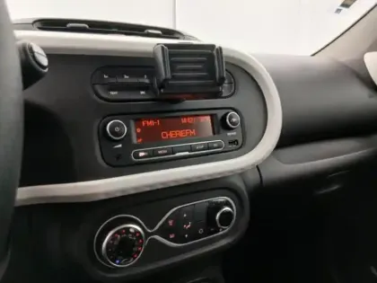 Photo 14 Renault Twingo Gén. III (C07) Ph2 Life 5