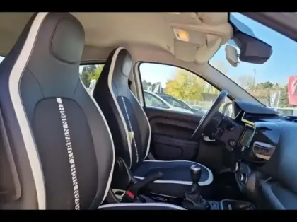 Photo 9 Renault Twingo  1.0 SCe 65ch Urban Night