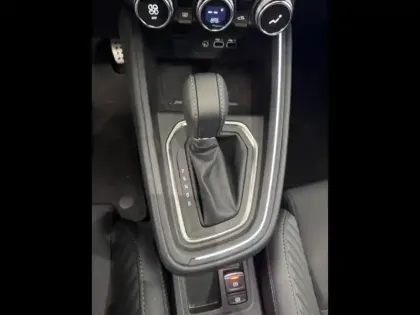 Photo 12 Renault Clio Gén. V (BJA) Ph2 Evolution 5