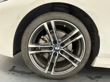 Photo 8 BMW Serie 1 Série 1 118i 136ch M Sport