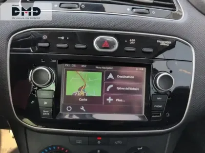 Photo 6 Fiat Punto  1.2 8v 69ch Lounge 5p