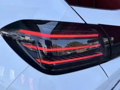 Photo 6 Peugeot 208 Gén. II Ph2 GT 5