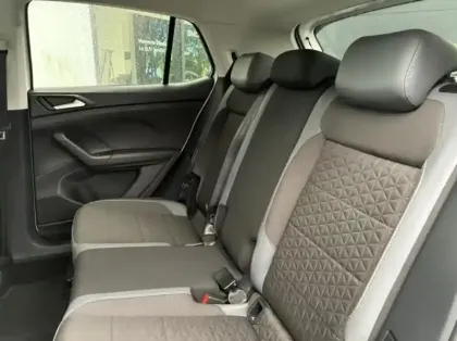 Photo 6 Volkswagen T-cross Gén. I Ph1 NG R-Line Tech 5