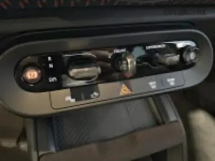 Photo 10 Mini Countryman Gén. III (U25) Ph1 JCW 5