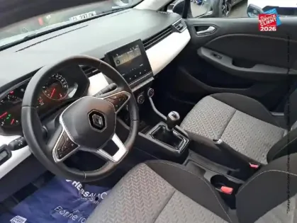 Photo 14 Renault Clio Gén. V (BJA) Ph1 NG Evolution 5