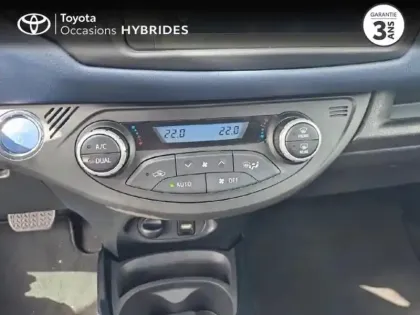 Photo 10 Toyota Yaris Gén. III Ph3 Collection Y20 5