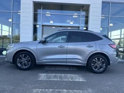 Photo 7 Ford Kuga Gén. III Ph1 ST-Line 5