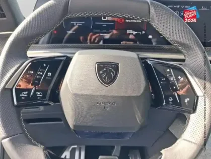 Photo 11 Peugeot 3008  1.2 Hybrid 145ch GT e-DCS6