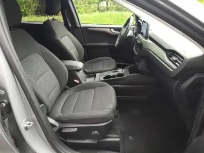 Photo 10 Ford Kuga Gén. III Ph1 Titanium 5