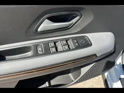 Photo 12 Dacia Sandero  1.0 TCe 90ch Stepway Extreme auto -24