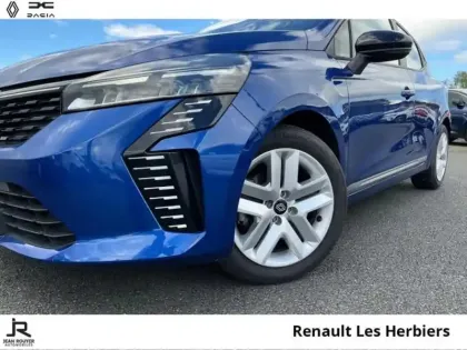 Photo 7 Renault Clio  1.6 E-Tech 145ch full hybrid Evolution