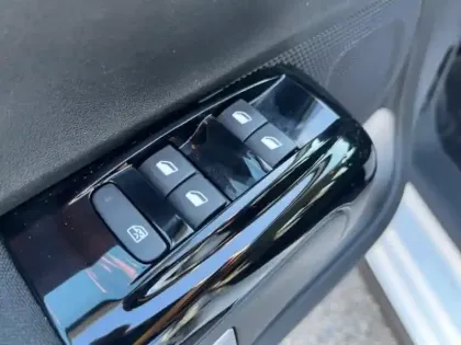 Photo 11 Citroën C3 Gén. III Ph2 Feel 5